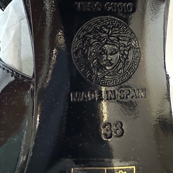 Versace Authentic Black & Gold Medusa Vernice Patent Leather Heeled Pumps 38/7.5 - Picture 12 of 14
